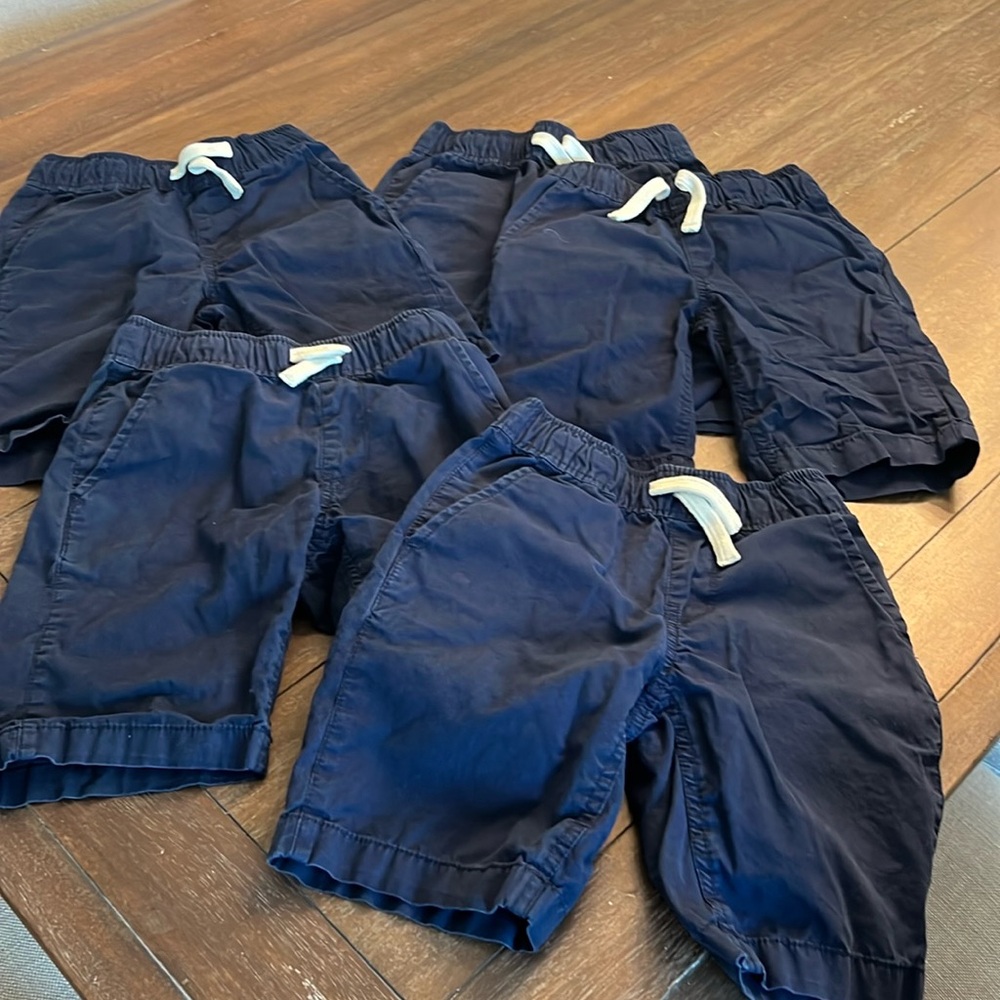 Lot (5) of boys size 6 navy blue shorts from Place.
